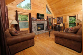Cozy 2BR HOT TUB Pool Table Pigeon Forge